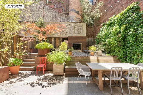 130 Jackson St #1E, Brooklyn, NY 11211
