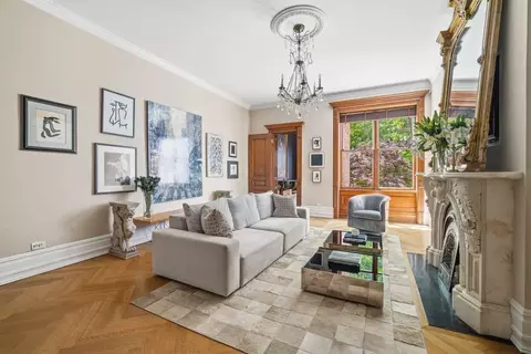 44 W 94th St, New York, NY 10025