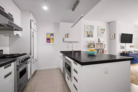 261 W 28th St #5D, New York, NY 10001