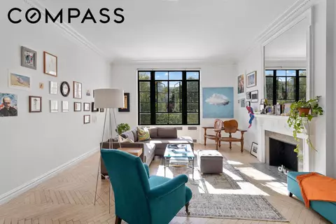 11 W 81st St #2B, New York, NY 10024