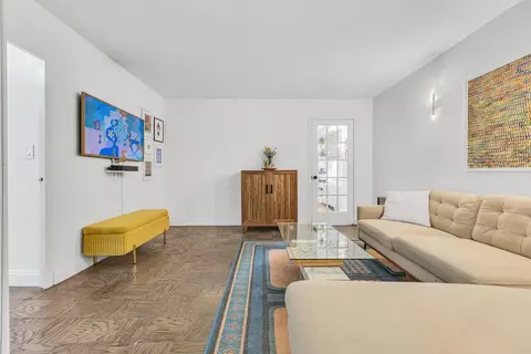 305 E 24th St #15-L, New York, NY 10010