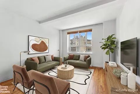 200 W 20th St #1007, New York, NY 10011