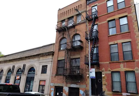 223 15th St, Brooklyn, NY 11215