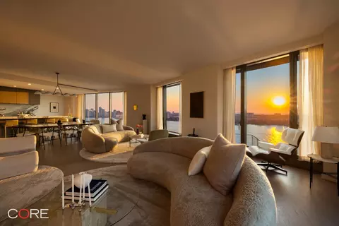 500 W 18th St #28B, New York, NY 10011