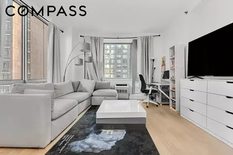 44-15 Purves St #6D, New York City, NY 11101