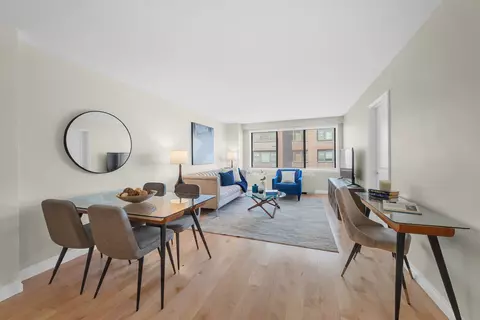 345 E 73rd St #9B, New York, NY 10021