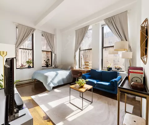 11 E 36th St #803, New York, NY 10016