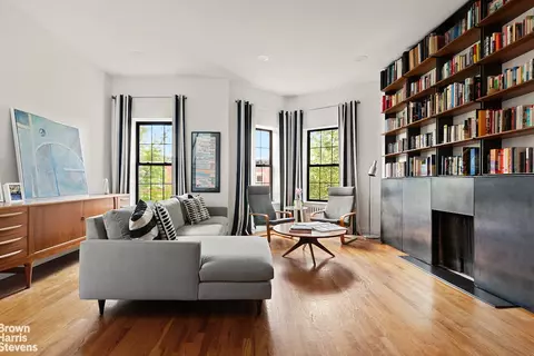 667 Degraw St #3, Brooklyn, NY 11217