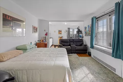 34-41 85th St #4D, New York City, NY 11372