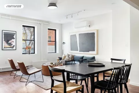 128 S 1st St #1F, Brooklyn, NY 11249