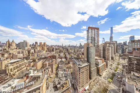 2025 Broadway #21F, New York, NY 10023