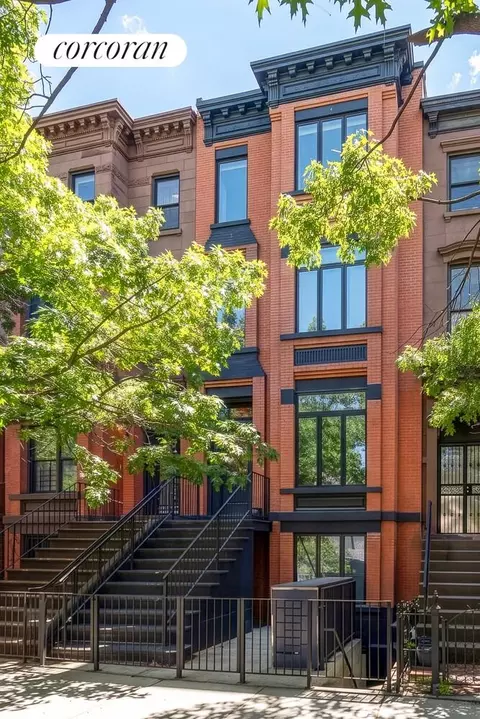 680 Greene Ave #3, Brooklyn, NY 11221