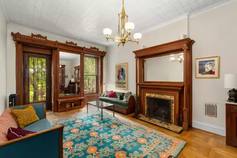 360 W 121st St, New York, NY 10027