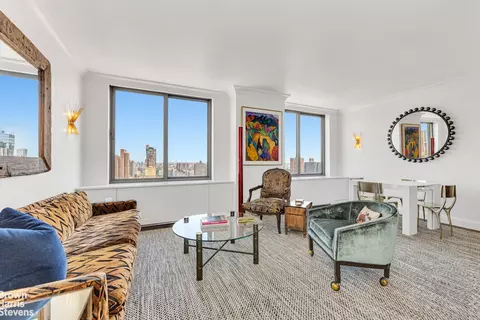 300 E 85th St #2904, New York, NY 10028