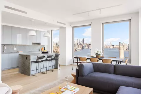 8 S 4th St #33D, Brooklyn, NY 11249