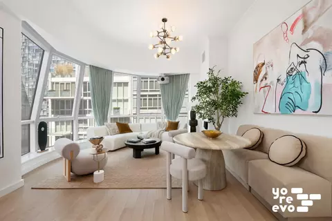 515 W 18th St #911, New York, NY 10011