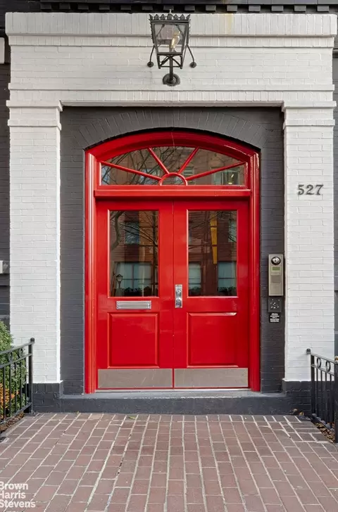 527 E 72nd St #1B, New York, NY 10021