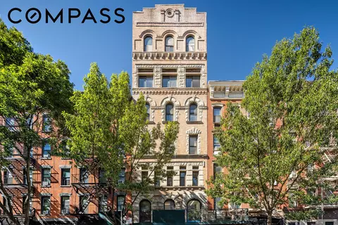 223 E 2nd St, New York, NY 10009