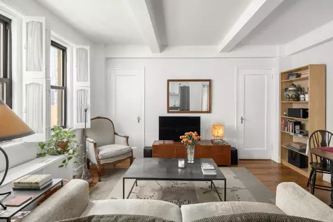 211 E 35th St #9D, New York, NY 10016