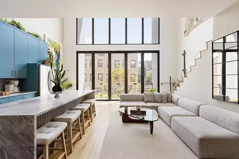 237 Devoe St #2-F, Brooklyn, NY 11211