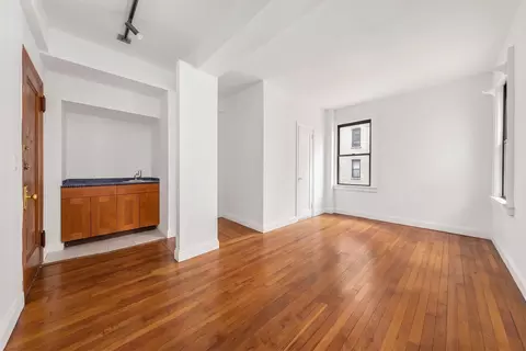 35 E 30th St #5D, New York, NY 10016