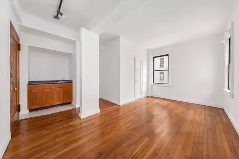 35 E 30th St #5D, New York, NY 10016
