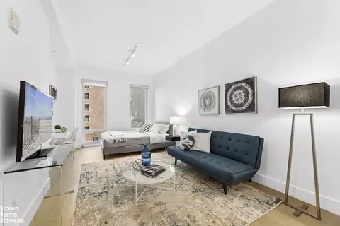 15 W 61st St #4D, New York, NY 10023