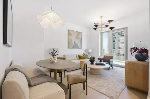 24-01 Queens Plz N #2066, New York City, NY 11101