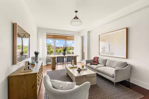 355 Stratford Rd #5/C, Brooklyn, NY 11218