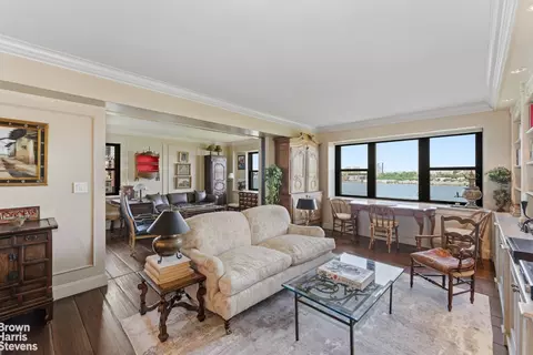11 Riverside Dr #11FW, New York, NY 10023
