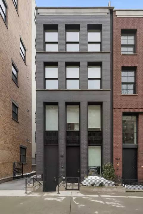 96 Amity St, Brooklyn, NY 11201