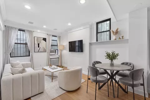 13 Downing St #1BC, New York, NY 10014