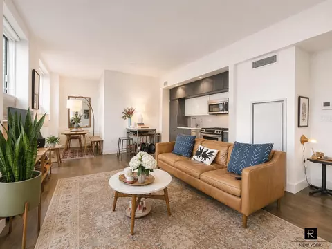 432 W 52nd St #1-G, New York, NY 10019