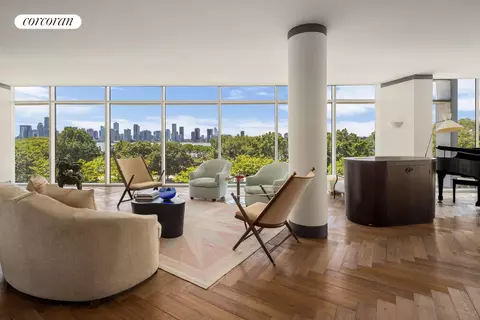 176 Perry St #4S, New York, NY 10014
