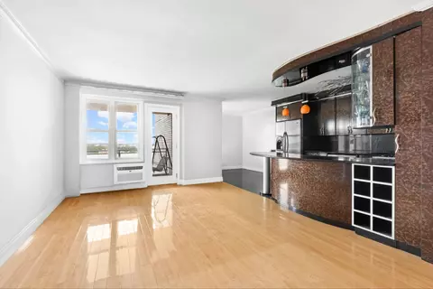 370 Ocean Pkwy #11J, Brooklyn, NY 11218