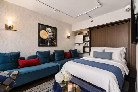 520 W 23rd St #14D, New York, NY 10011