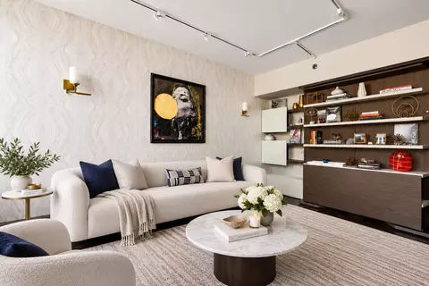 520 W 23rd St #14D, New York, NY 10011
