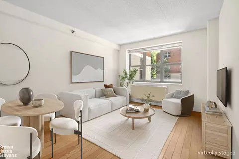 516 W 47th St #N2H, New York, NY 10036