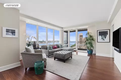 60 Riverside Blvd #3101, New York, NY 10069