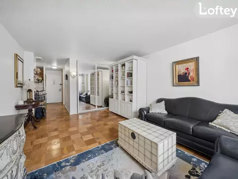 130 E 18th St #11K, New York, NY 10003