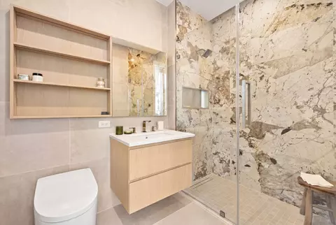 Bath - 11-50 45th Rd #5D, Flushing, NY 11358 photo 1 of 1