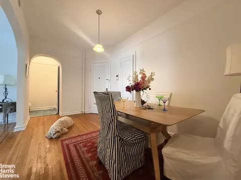 85-10 34th Ave #421, New York City, NY 11372