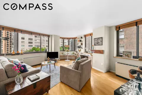 2000 Broadway #7J, New York, NY 10023