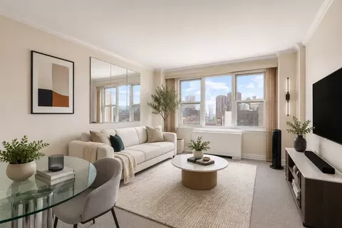 305 E 24th St #18K, New York, NY 10010