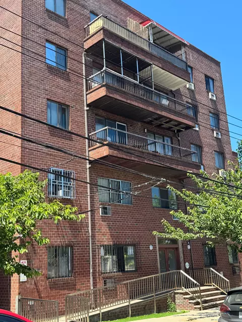 41-58 71st St #1-B, Woodside, NY 11377