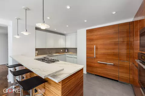 425 E 63rd St #W12EF, New York, NY 10065
