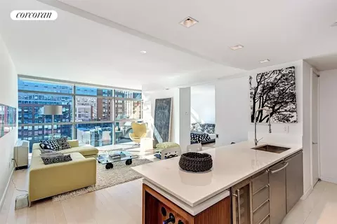 447 W 18th St #8B, New York, NY 10011