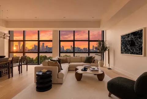290 West St #5B, New York, NY 10013