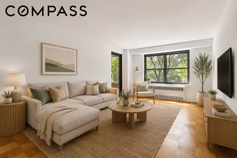 385 Grand St #L207, New York, NY 10002