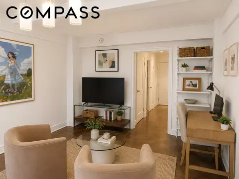 433 W 34th St #5E, New York, NY 10001